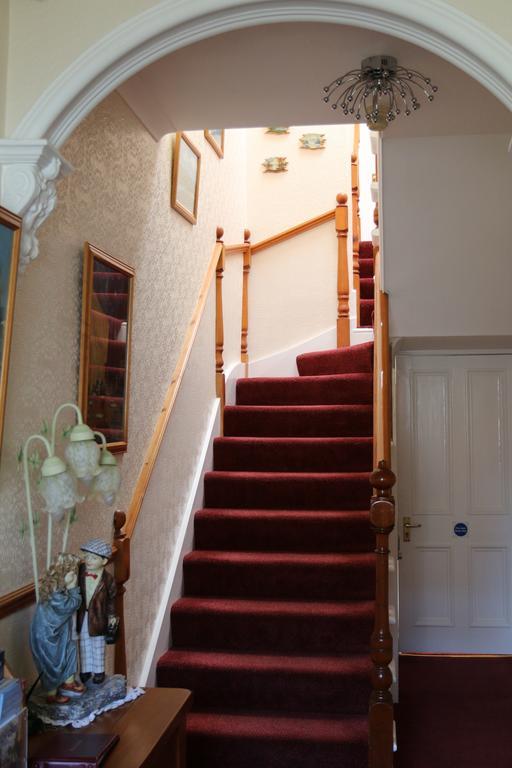 Hawthorn Lodge Guest House インヴァネス エクステリア 写真