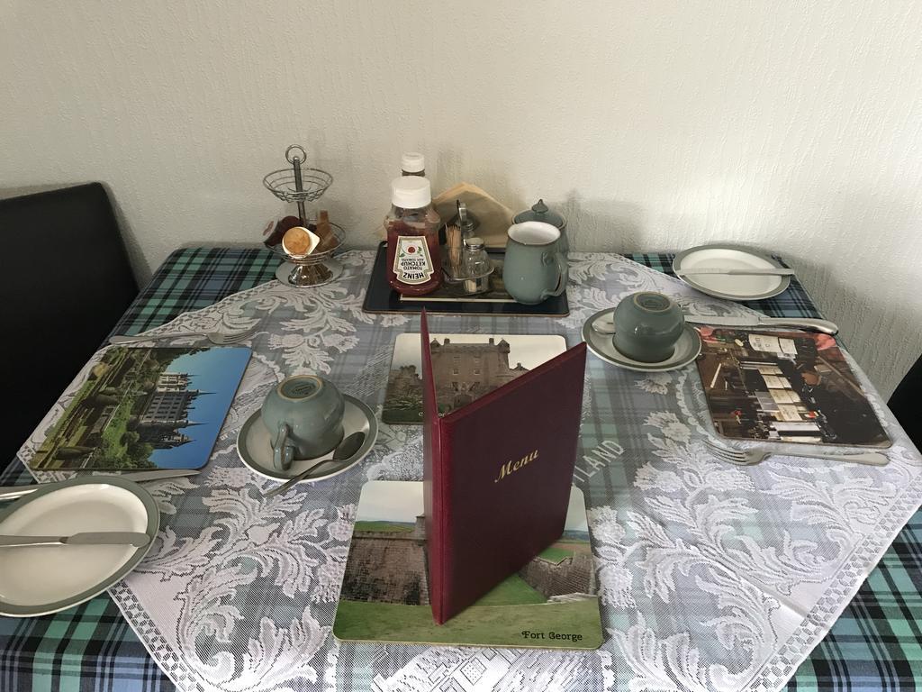 Hawthorn Lodge Guest House インヴァネス エクステリア 写真